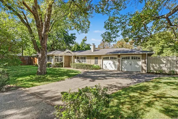 4725 Moore Way, Carmichael, CA 95608