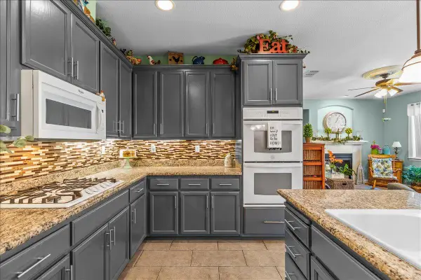 253 W Shasta Avenue, Ripon, CA 95366