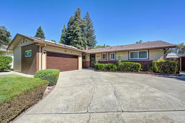 2640 Los Feliz Way, Carmichael, CA 95608