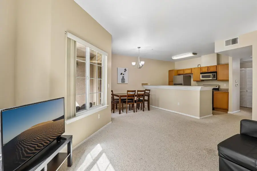 4200 E Commerce Way #1124, Sacramento, CA 95834 - #3