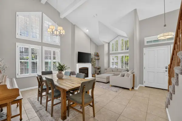 3032 Valasstrada Court, Carmichael, CA 95608