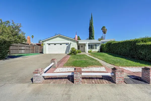 7036 Roca Way, Sacramento, CA 95842