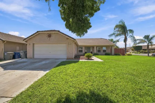 1357 Chamberlain Avenue, Los Banos, CA 93635