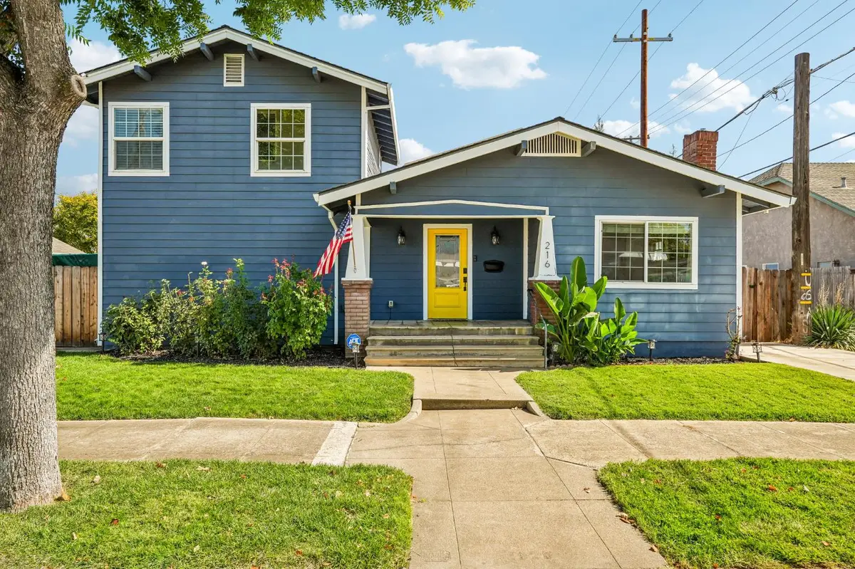 216 N Hutchins Street, Lodi, CA 95240 - #1