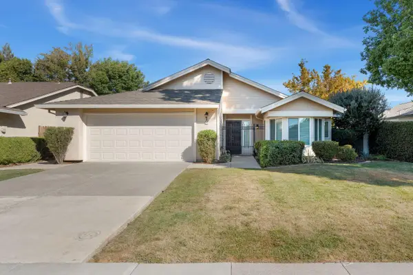 50 Rollingbrook Circle, Sacramento, CA 95833
