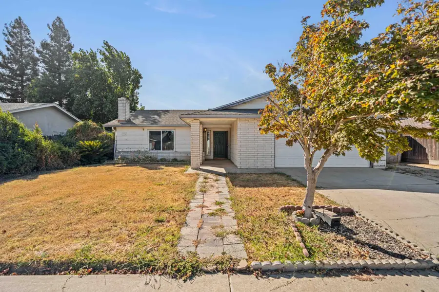 1831 Burgundy Drive, Escalon, CA 95320 - #2