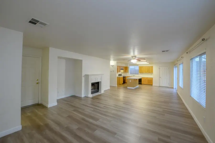 464 Red Robin Drive, Patterson, CA 95363 - #2