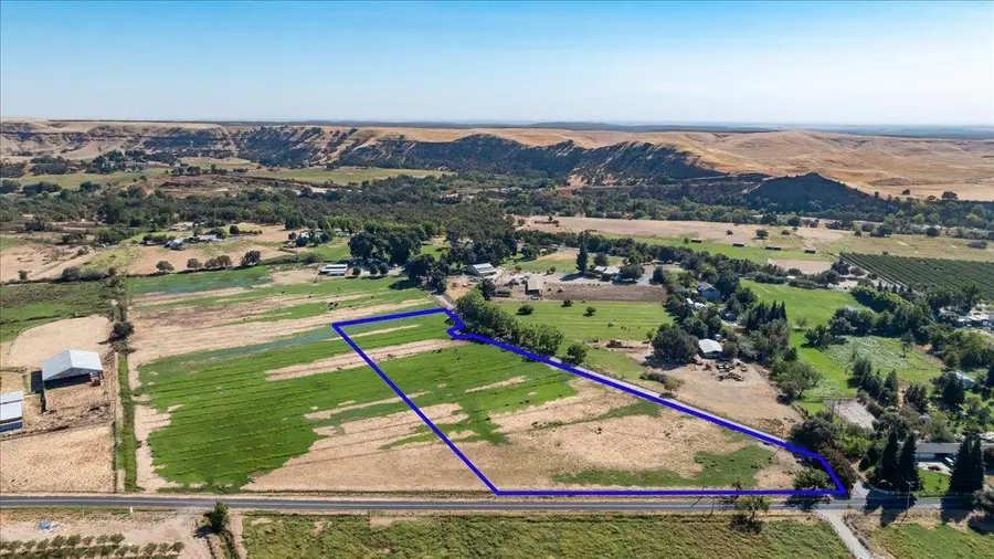 5 Morrison Road, Oakdale, CA 95361 - #2