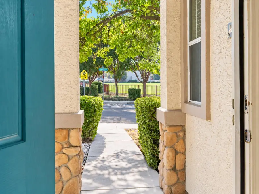 3111 Two Rivers Drive, Sacramento, CA 95833 - #2