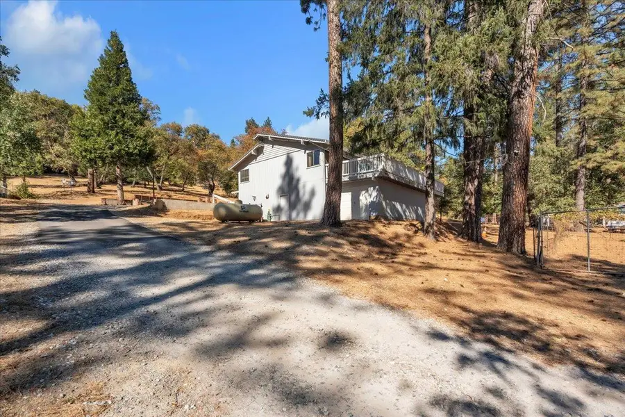 5421 Shooting Star Road, Pollock Pines, CA 95726 - #2