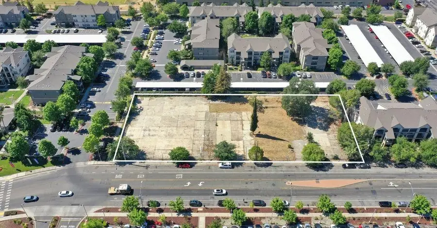 6620 4th Avenue, Sacramento, CA 95817 - #2