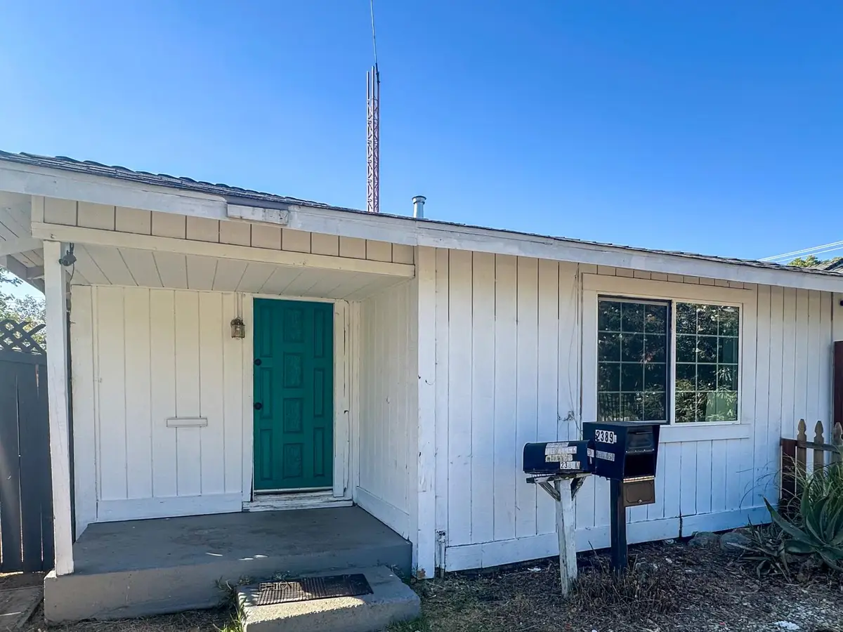 2389 Empress Street, Sacramento, CA 95815 - #1