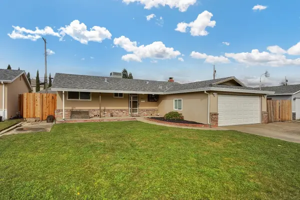 8805 Halverson Drive, Elk Grove, CA 95624
