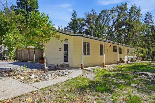 10821 Arrow Point Place, Grass Valley, CA 95949