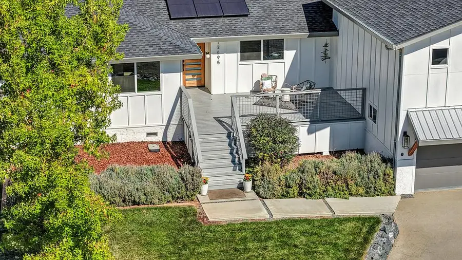12695 Manor Way, Auburn, CA 95603 - #2