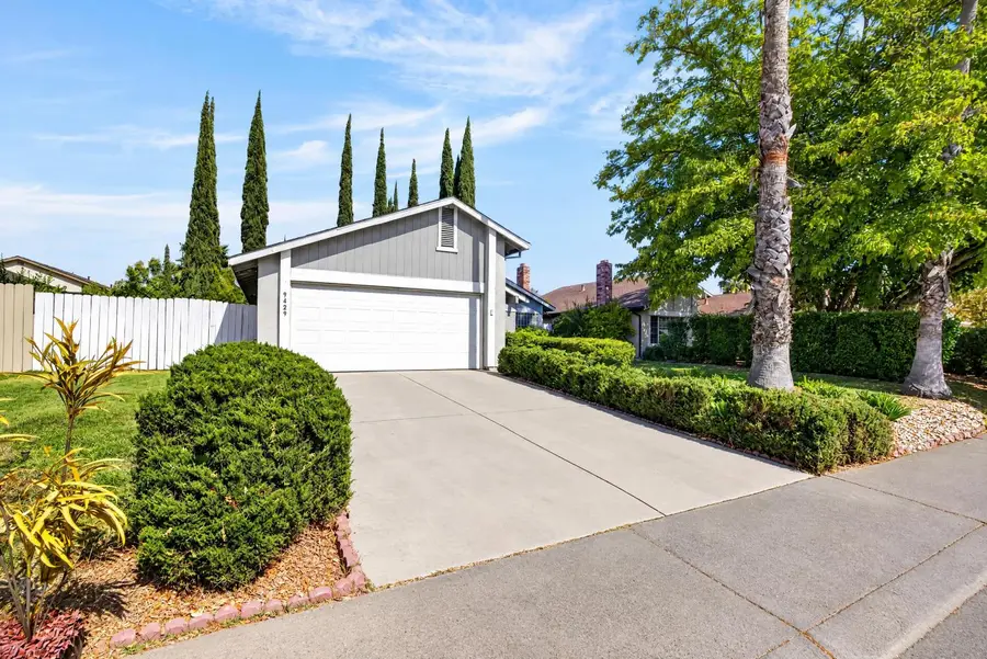 9429 Williamette Way, Sacramento, CA 95826 - #2