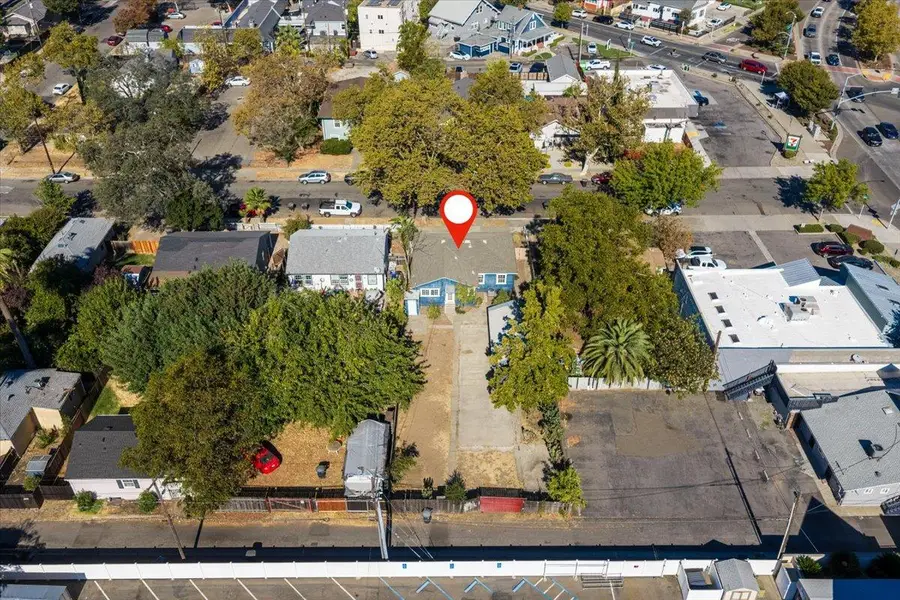215 High Street, Roseville, CA 95678 - #2