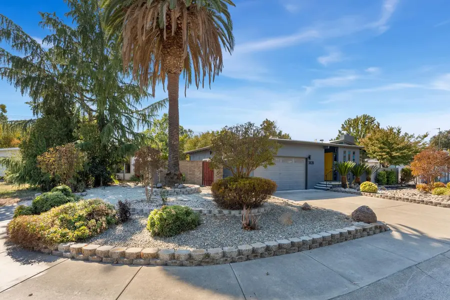 3828 Sunnyvale Avenue, Sacramento, CA 95821 - #2