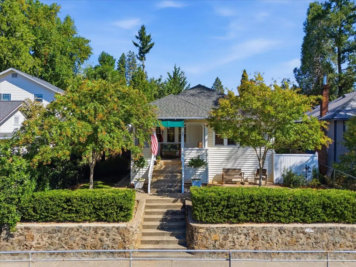 22 S Auburn Street, Colfax, CA 95713 - #1