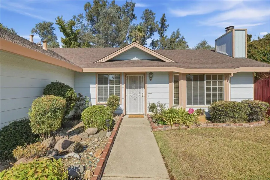 8230 Peregrine Way, Citrus Heights, CA 95610 - #3