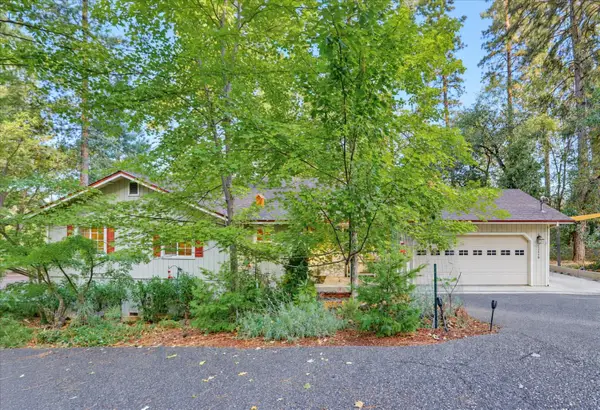 11849 Oracle Drive, Grass Valley, CA 95949