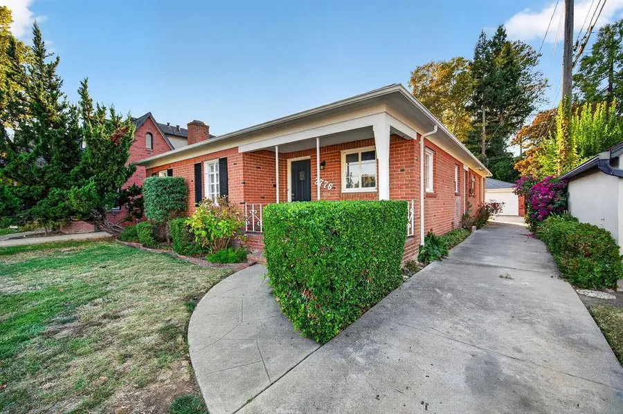 2776 17th Street, Sacramento, CA 95818 - #2