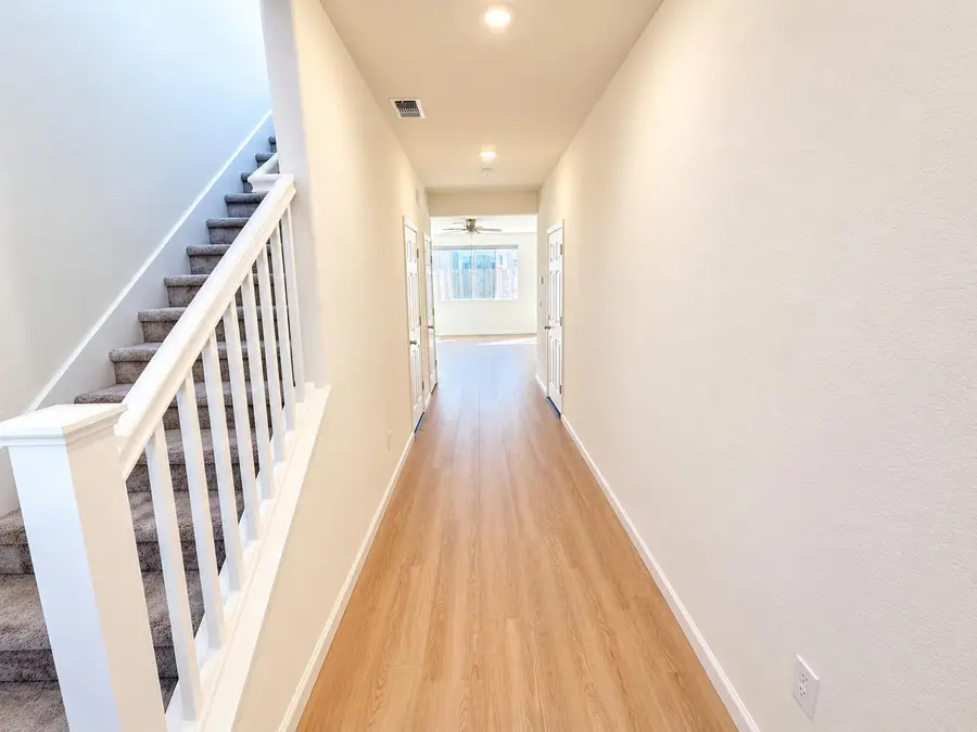 3209 Auburn Leaf Loop, Folsom, CA 95630 - #2