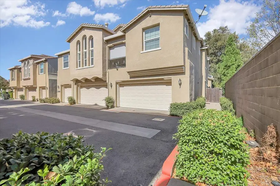2040 Sierra View Circle #2, Lincoln, CA 95648 - #2