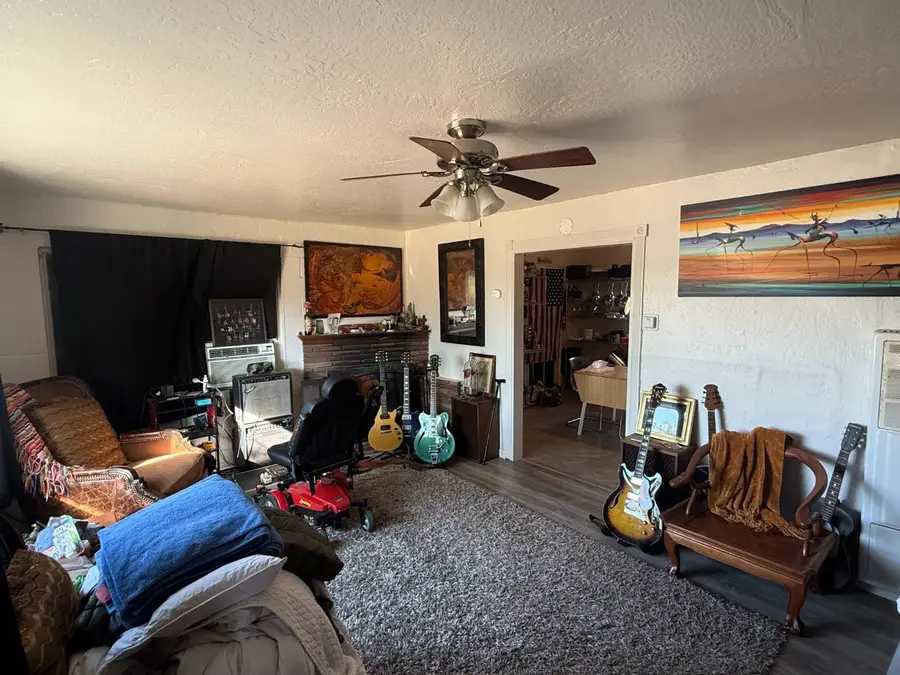 4401 Ardmore Avenue, Olivehurst, CA 95961 - #2