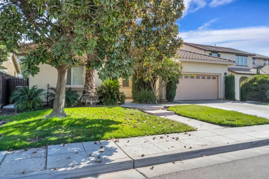277 San Gabriel Drive, Madera, CA 93638 - #2