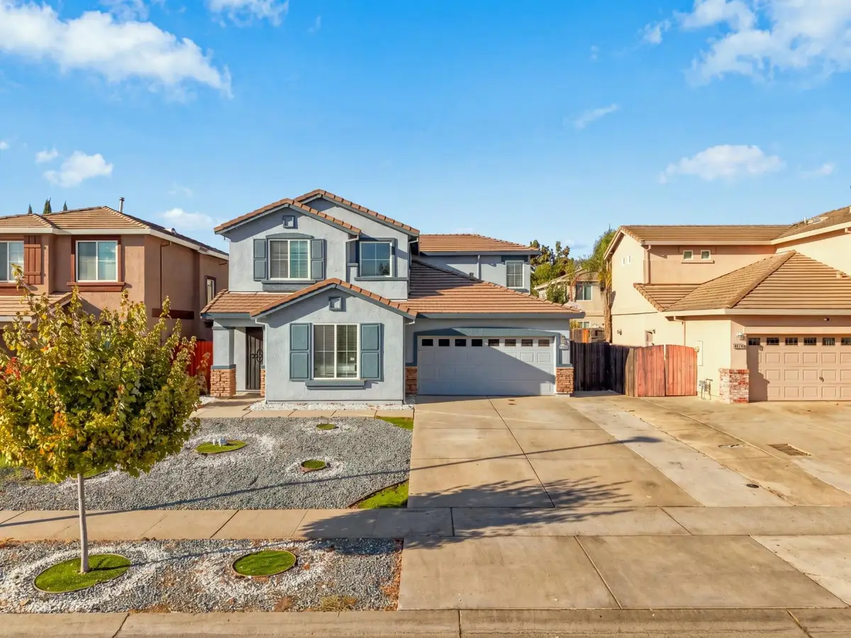 8015 Tolkien Avenue, Elk Grove, CA 95758 - #1