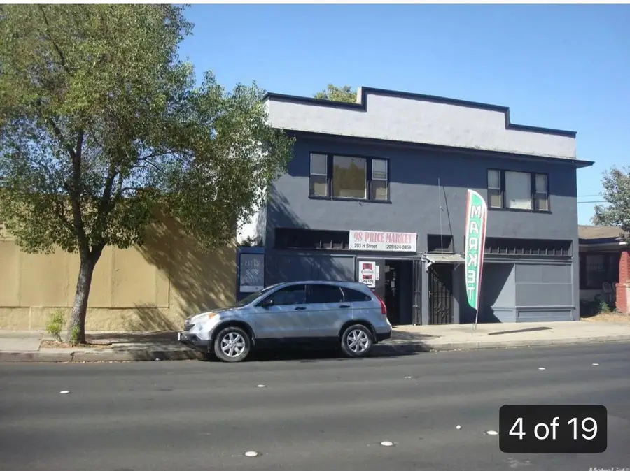 207 H Street, Modesto, CA 95351 - #2