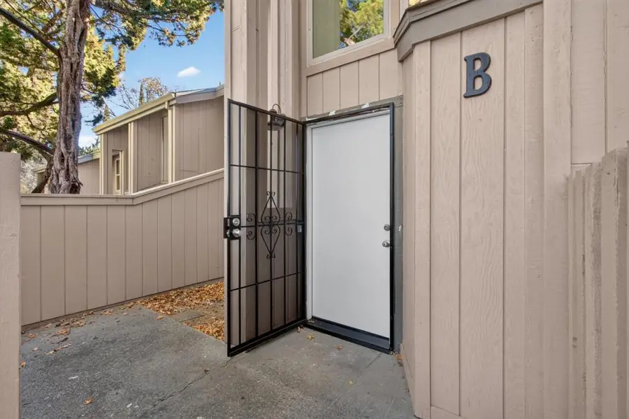 13057 Lincoln Way #B, Auburn, CA 95603 - #3