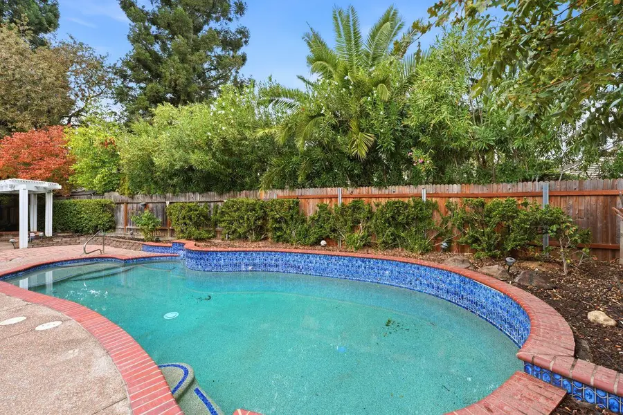 4128 Mindt Court, Carmichael, CA 95608 - #2
