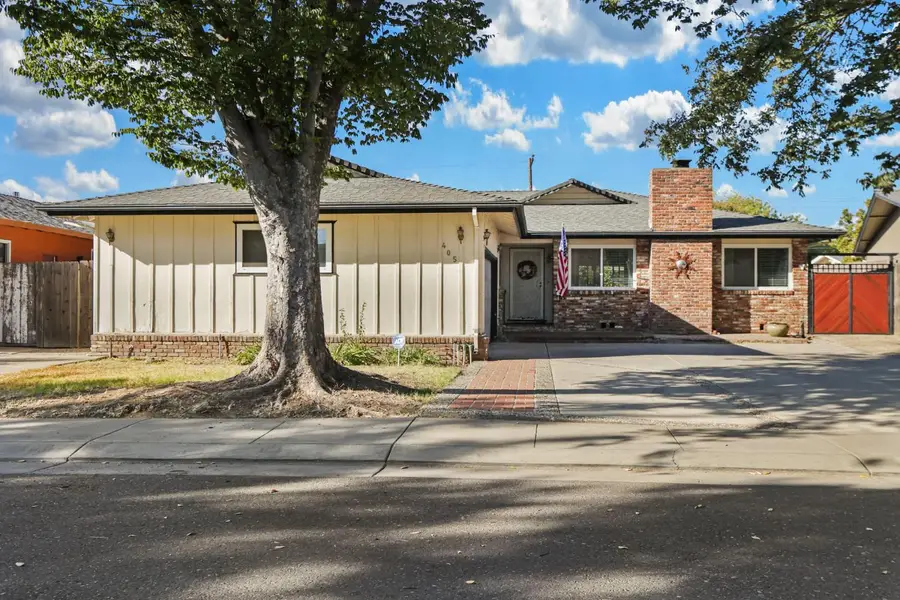 405 Leslie Avenue, Stockton, CA 95207 - #3