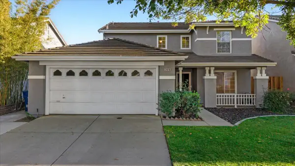 2020 Hickory Court, Modesto, CA 95356