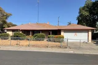 6212 Claussen Way, North Highlands, CA 95660