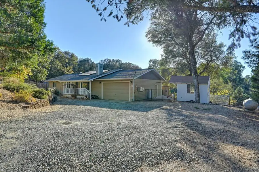 2398 Sierra Vista Road, Rescue, CA 95672 - #2