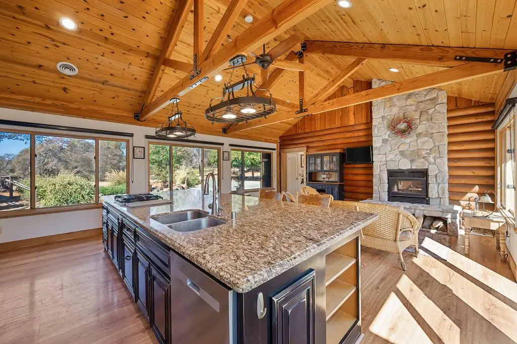 10415 Township Road, Browns Valley, CA 95918 - #1