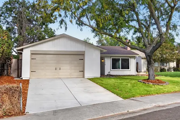 7215 Roca Way, Sacramento, CA 95842