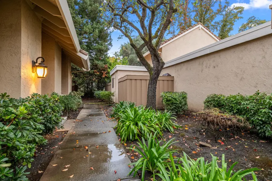 30 Northcreek Place, Walnut Creek, CA 94598 - #2