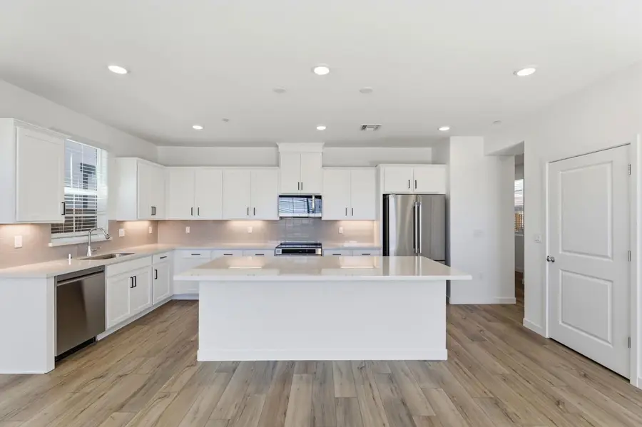 8465 Viborg Lane, Elk Grove, CA 95758 - #2