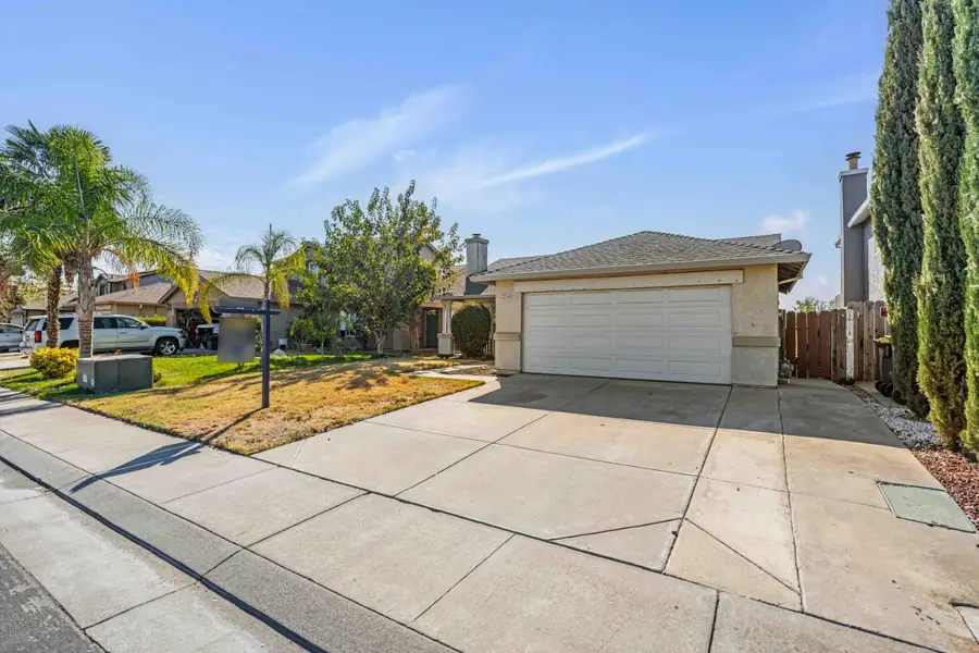 214 Shadywood Avenue, Lathrop, CA 95330 - #2