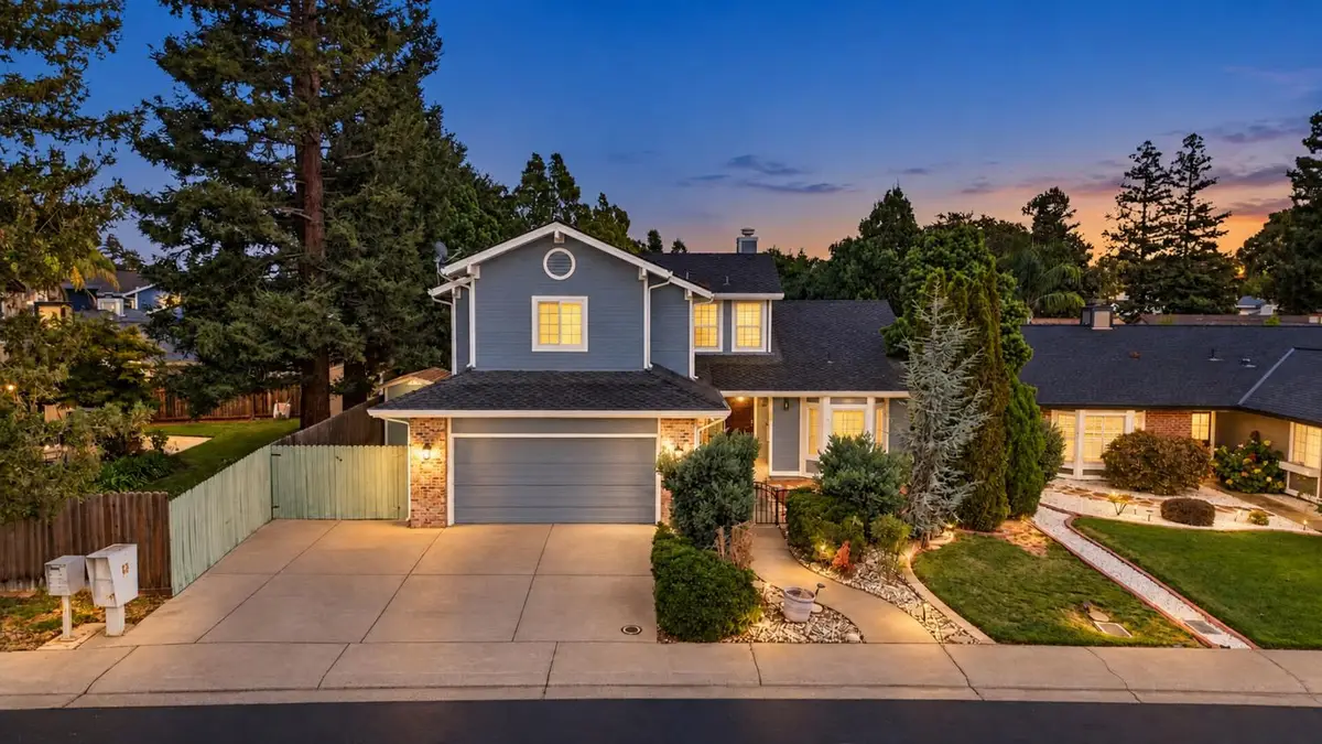 6313 Laguna Villa Way, Elk Grove, CA 95758 - #1