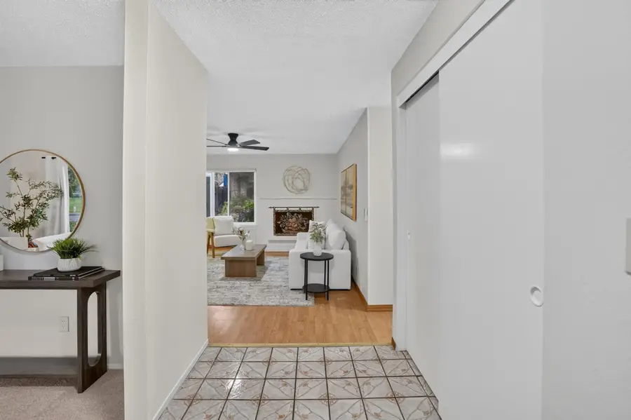 10032 Vanguard Drive, Sacramento, CA 95827 - #3