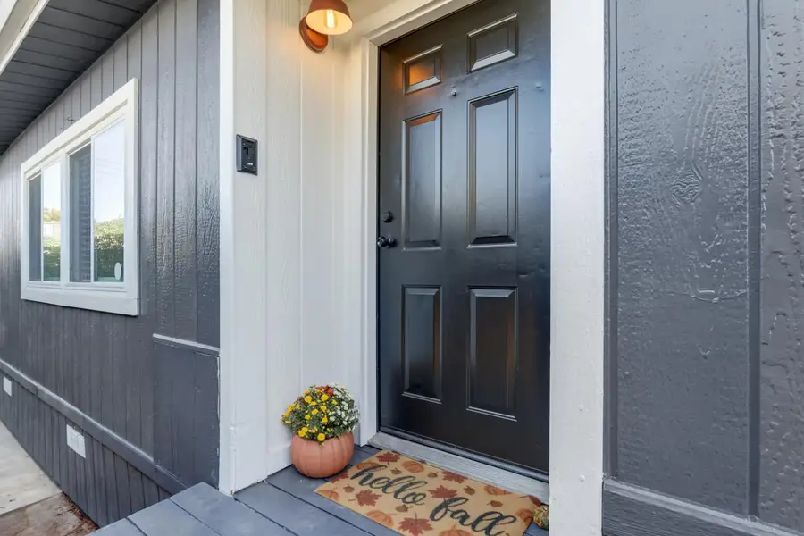 6632 Birnam Street, Rio Linda, CA 95673 - #3