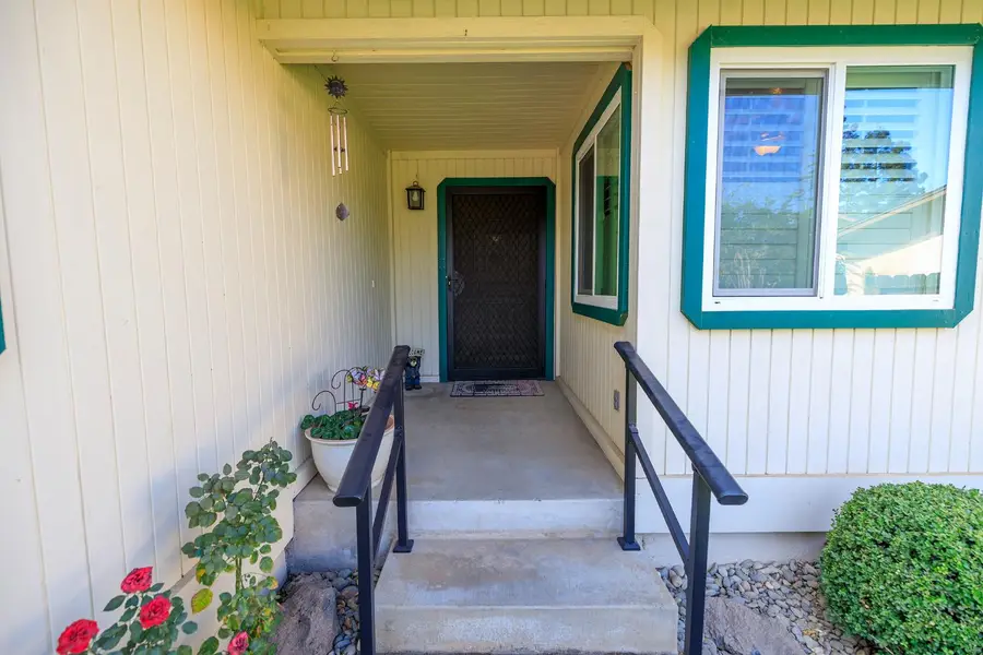 6501 Almondwood Drive, Riverbank, CA 95367 - #3