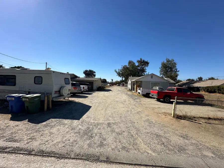527 S Abbie Street, Empire, CA 95319 - #2