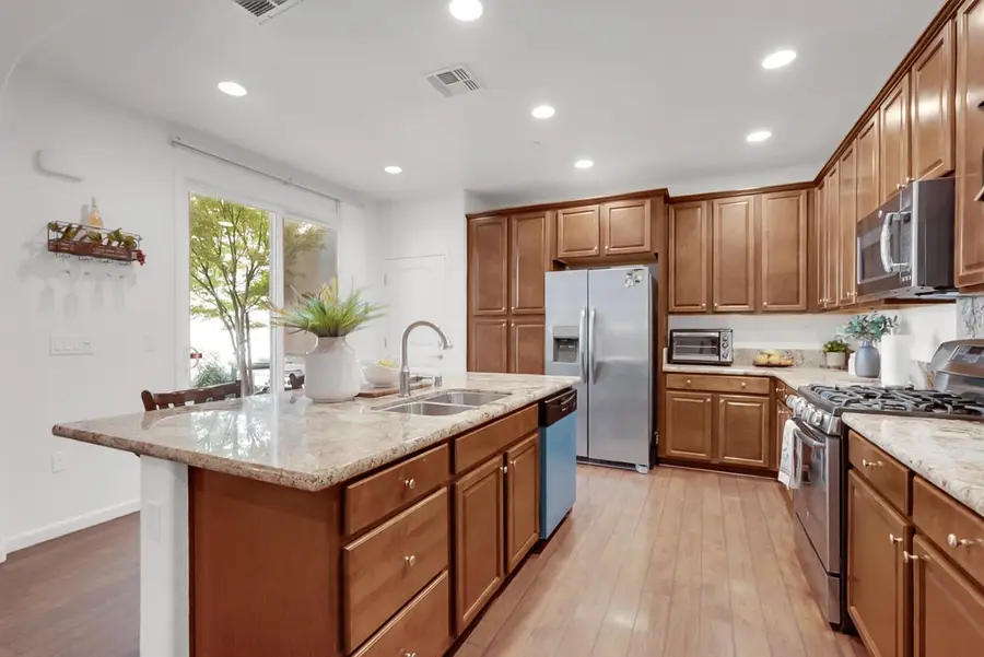 331 W Aventino Avenue, Mountain House, CA 95391 - #3