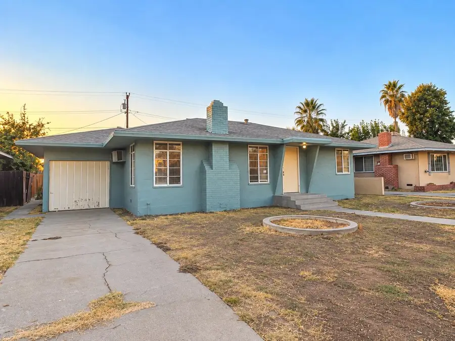 2545 N Millbrook Avenue, Fresno, CA 93703 - #2